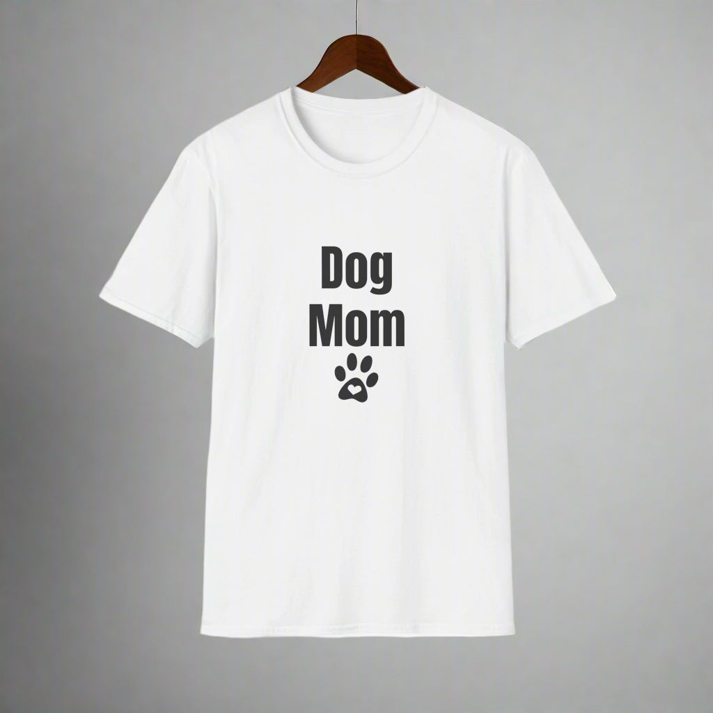 🐶 Dog Mom T-Shirt – Everyday Style for Proud Pet Parents