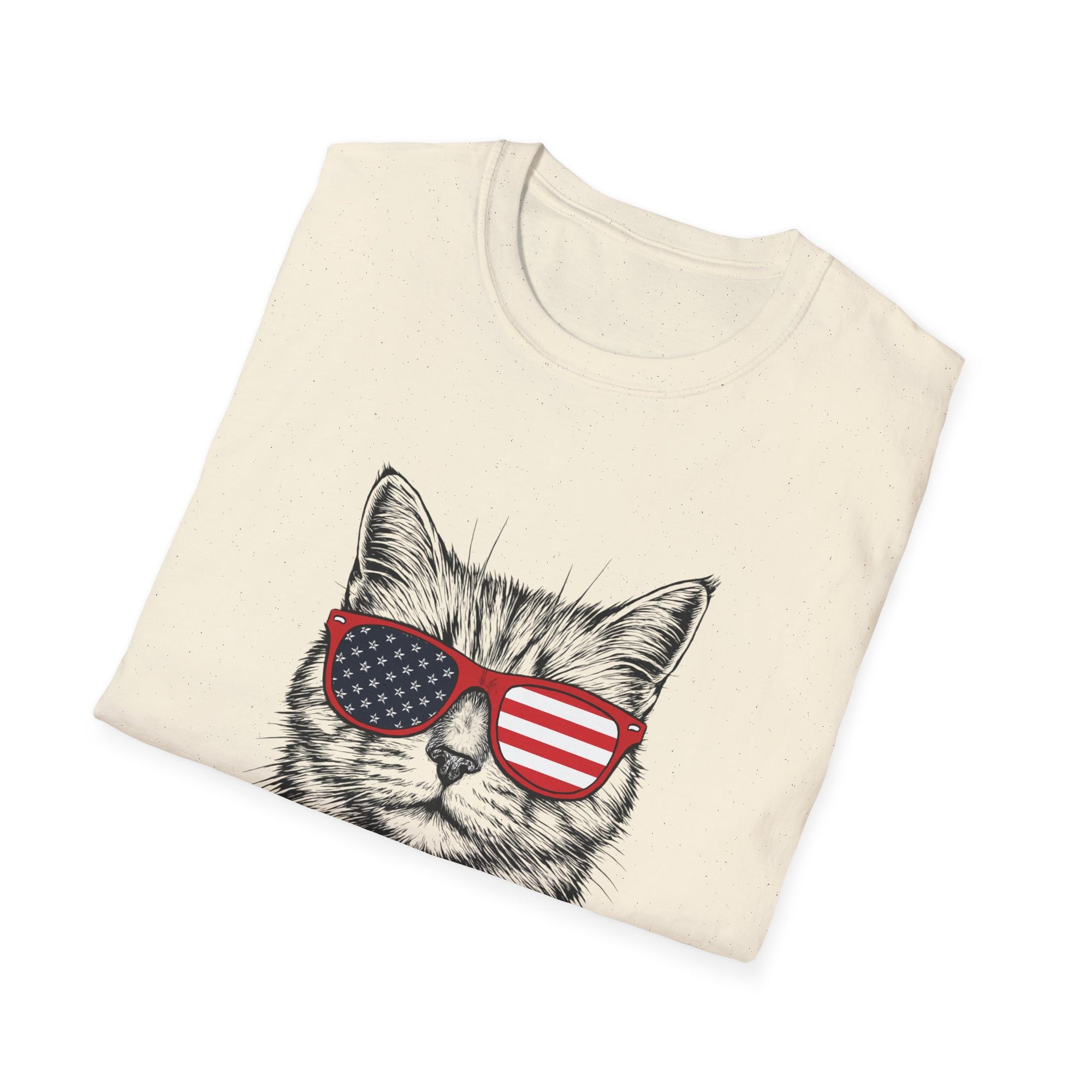 😎 Cool Cat with Shades T-Shirt – Purrfectly Stylish