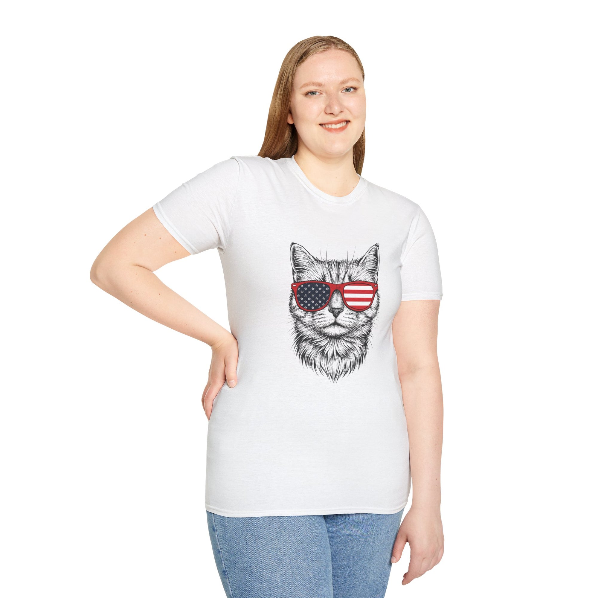 😎 Cool Cat with Shades T-Shirt – Purrfectly Stylish
