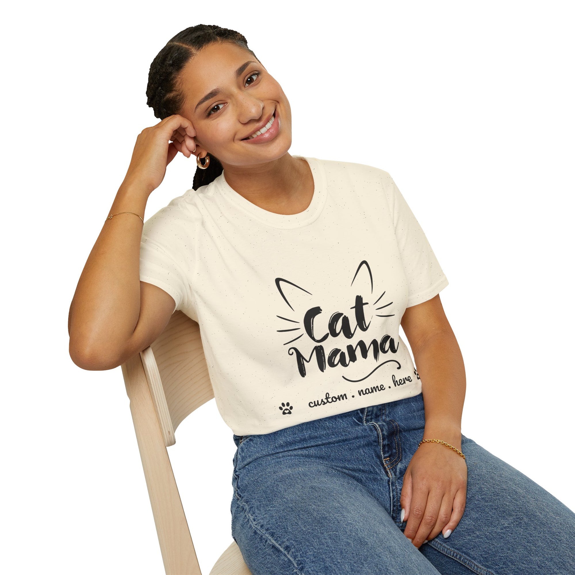 👕 Personalized Cat Mom T-Shirt🐾