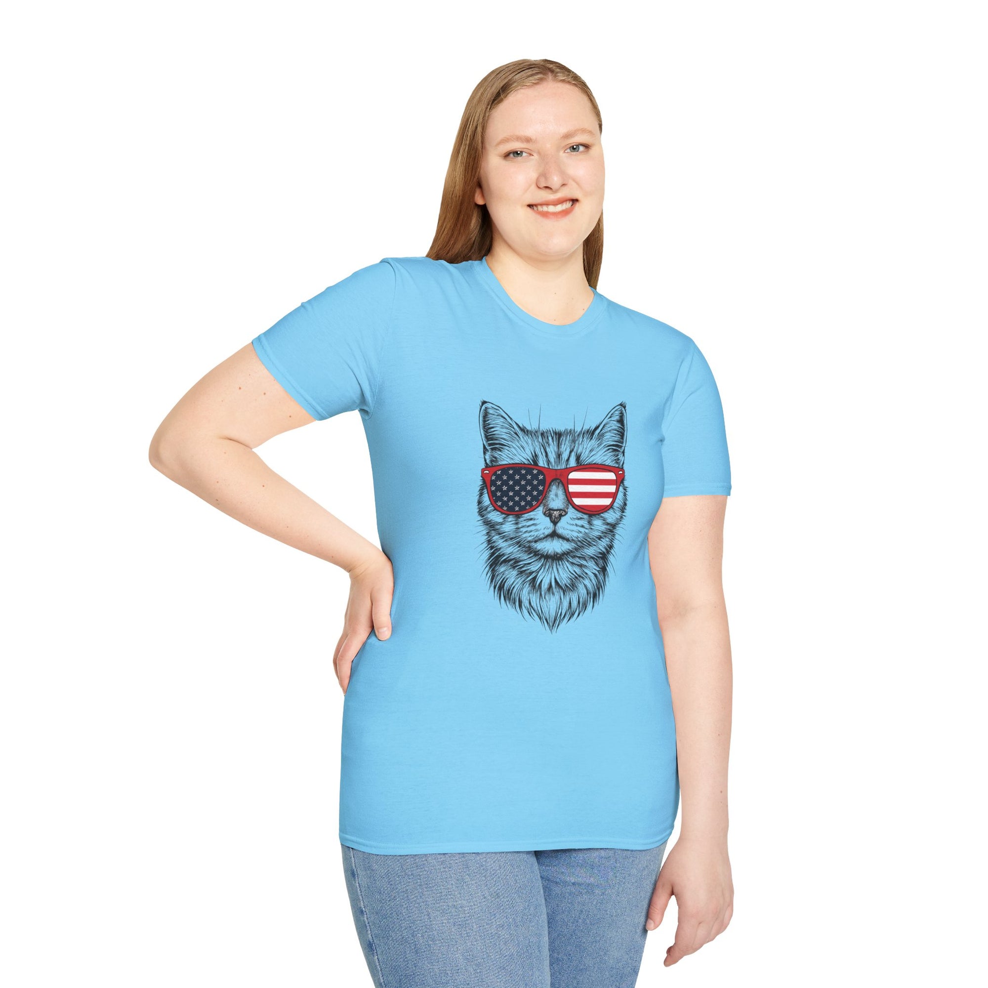 😎 Cool Cat with Shades T-Shirt – Purrfectly Stylish
