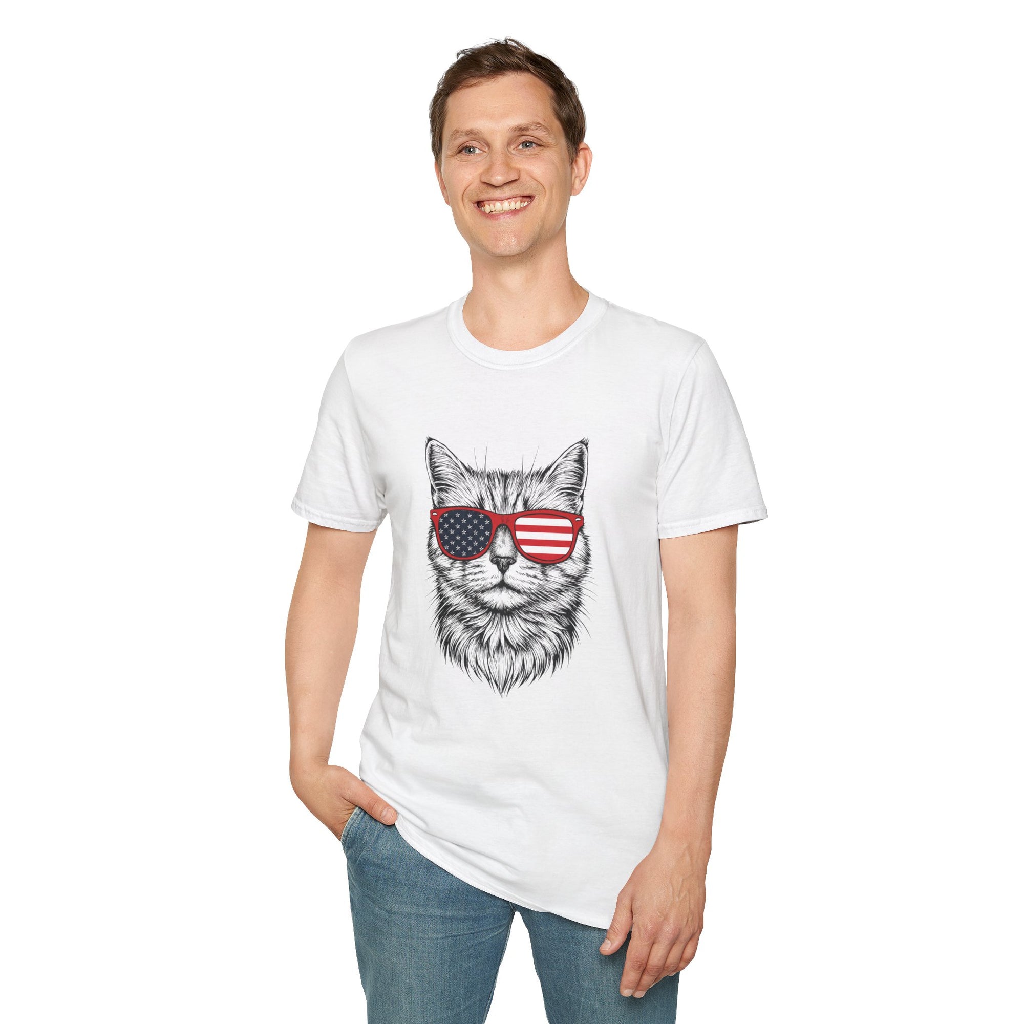 😎 Cool Cat with Shades T-Shirt – Purrfectly Stylish