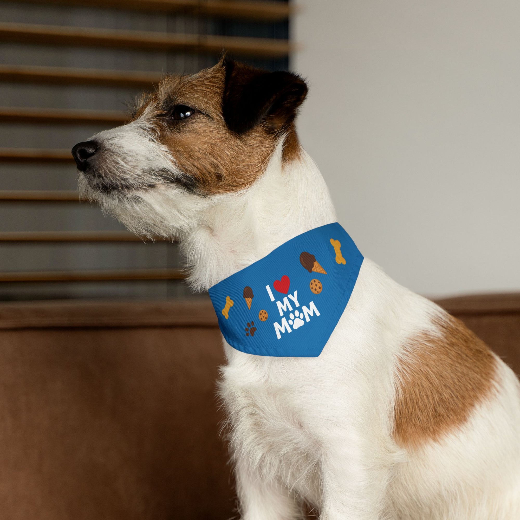 Pet Bandana – “I Love My Mom” – Sapphire